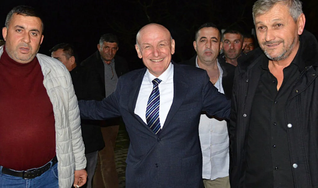 AK Parti Terme Belediye Başkan aday adayı Şenol Kul: Terme'de 'yol haritamız' hazır