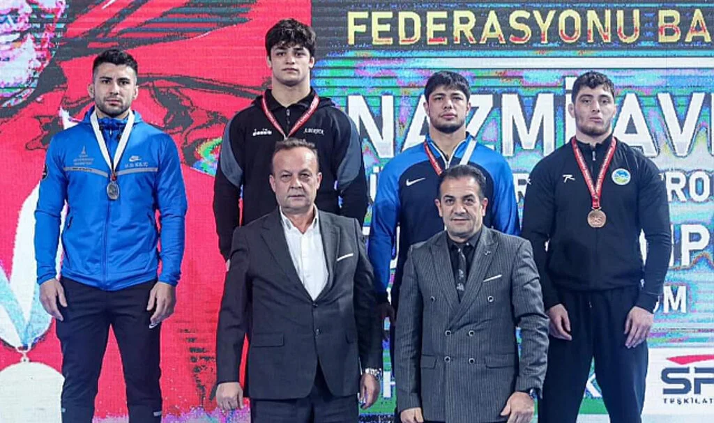 Alperen Berber, Nazmi Avluca Büyükler Grekoromen Güreş Türkiye Şampiyonu