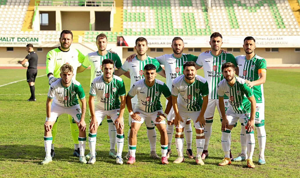 Bölgesel Amatör Lig'de Çarşambaspor 2. sıraya yerleşti