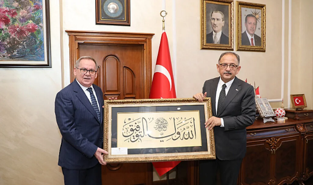 Çevre, Şehircilik ve İklim Değişikliği Bakanı Mehmet Özhaseki, Samsun Büyükşehir’de