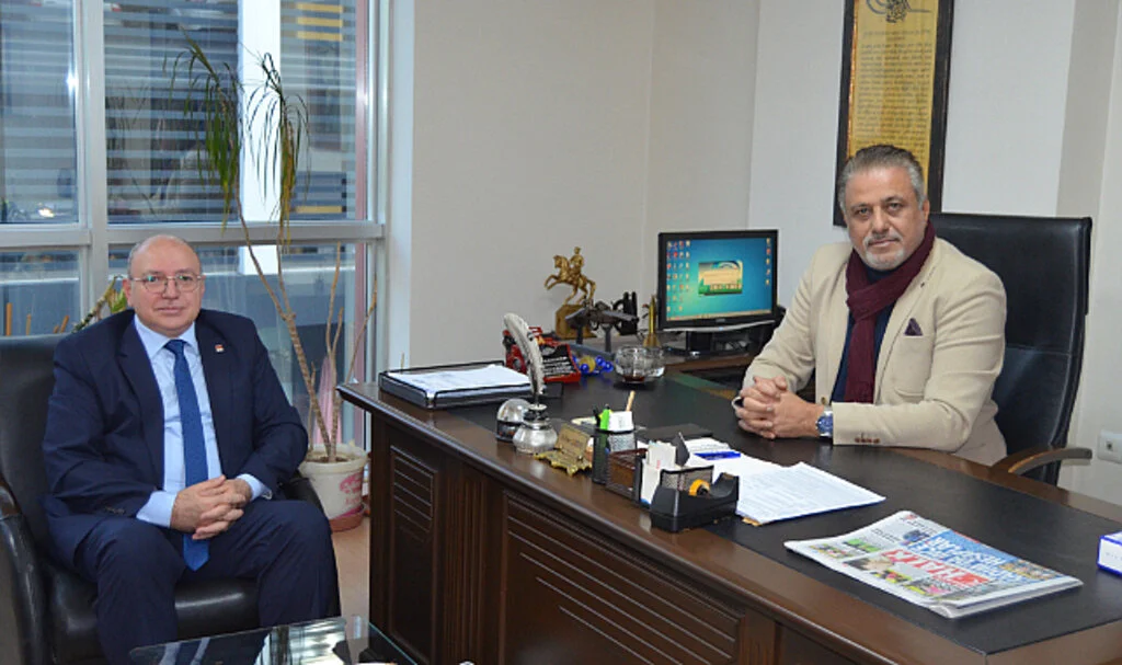 CHP İlkadım Belediyesi Başkan aday adayı Murat Şenel'den Hedef Halk'a ziyaret 