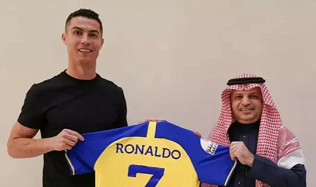 Cristiano Ronaldo'dan 'pişmanlık' itirafı! Herkesi ters köşe yaptı, "Al-Nassr'a daha önce gelmediğim için büyük bir pişmanım"