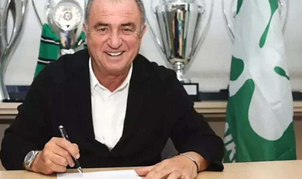 Fatih Terim Panathinaikos'a imzayı attı! Çok merak edilen sözleşme süresi de belli oldu