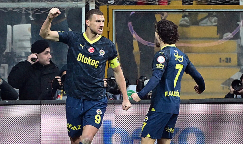 Fenerbahçe'den Dzeko açıklaması