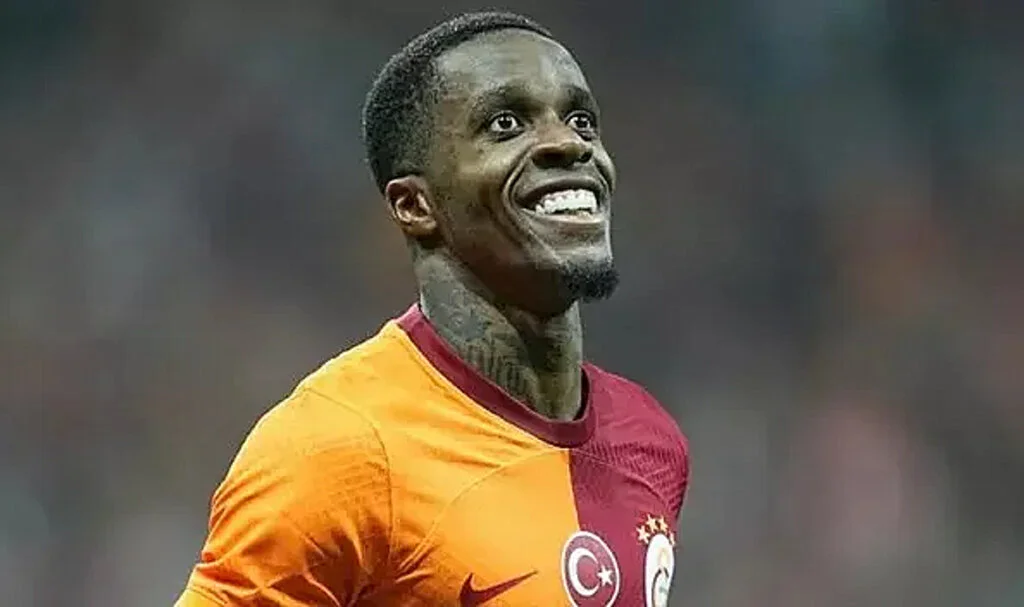 Galatasaray yönetiminden Süper Kupa'da Wilfried Zaha planı, menajeri de çağrıldı!