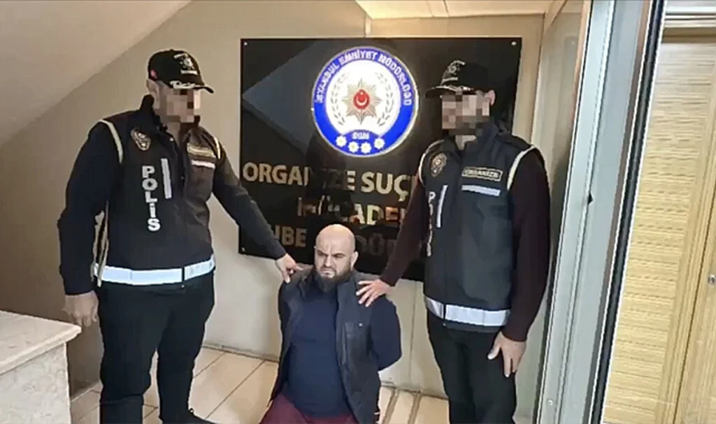 Interpol tarafından aranan organize suç örgütü yöneticisi İstanbul'da yakalandı