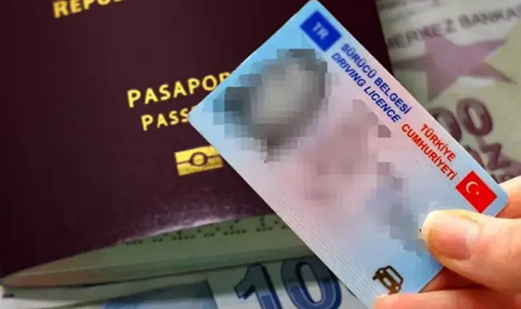 İşte yeni kimlik, pasaport ve sürücü belgesi fiyatları! Karar Resmi Gazete'de... 624 TL'den 990 TL'ye yükseltildi