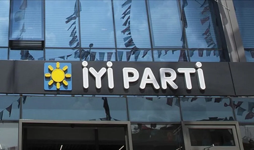 İYİ Parti’den CHP ile iş birliği istifası