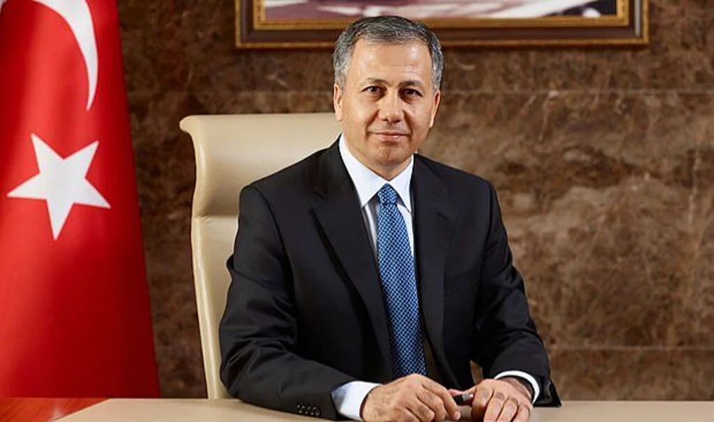 Kafes'e girenler çoğalıyor