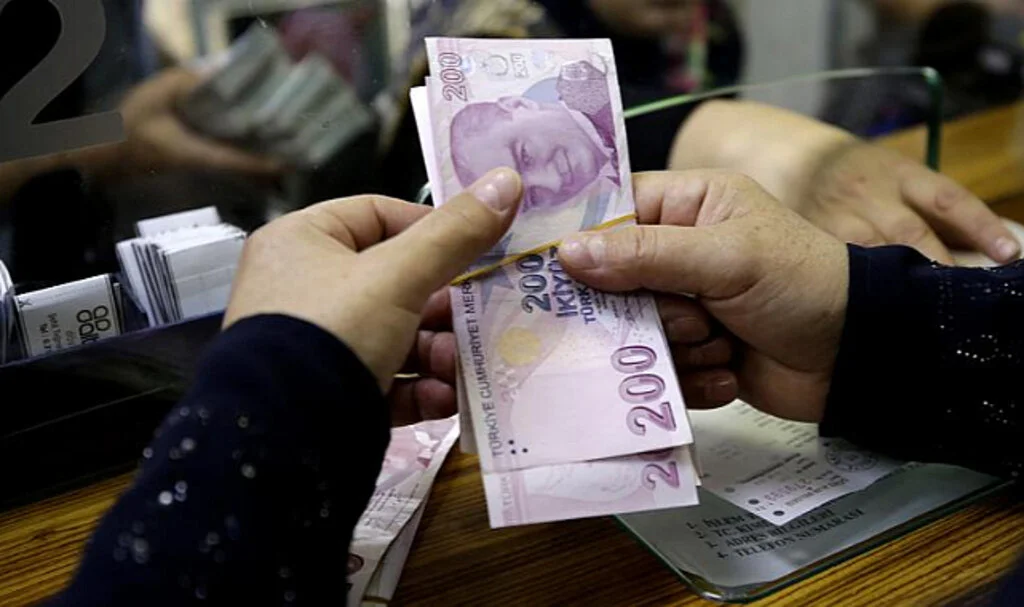 Kamu işçilerine ek ödeme tarihleri Resmi Gazete'de yayımlandı