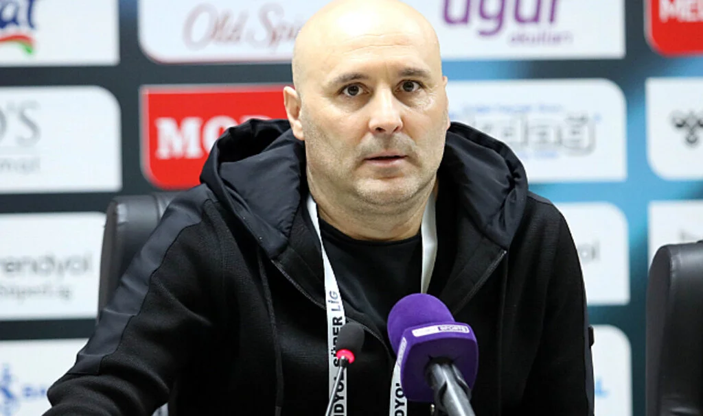 Kasımpaşa Teknik Direktörü Sami Uğurlu'dan Samsunspor maçı sonrası açıklama: "Gol atmada sıkıntımız yok ama savunmada sıkıntı yaşıyoruz"