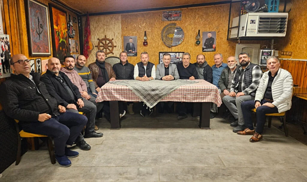 Kazım Öksüzoğlu: Derebahçe'ye Hizmet İçin Adayım