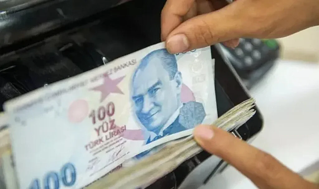 Memur maaşı zammı ile 34.500 TL’ye yükselmesi bekleniyor! 2 milyon 250 bin TL alacakken 704 bin TL ile yetinecek… Kıdem tazminatı sınıra takıldı