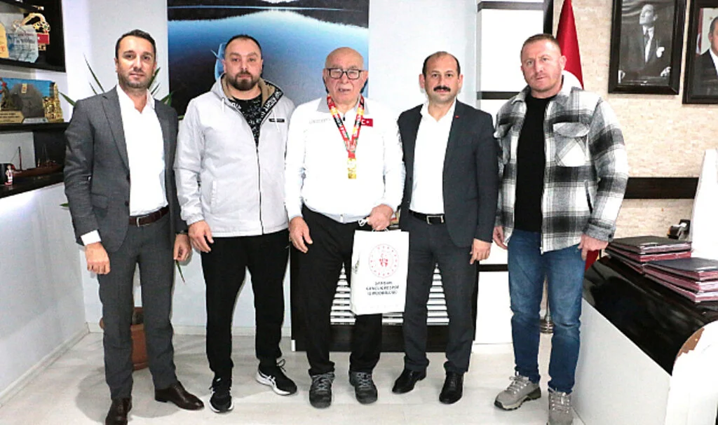 Mustafa Balcı BAE'de gururumuz oldu