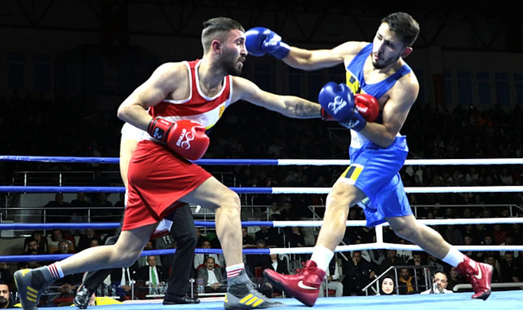 Mustafa Bilir Büyük Erkekler Türkiye Ferdi Boks Şampiyonası Samsun'da sona erdi