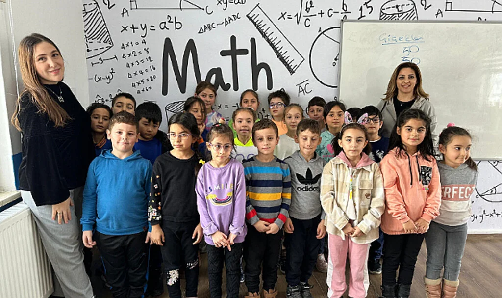 Öğrencilere matematiği sevdiren okul: Eğlenceli oyunlarla matematik öğreniyorlar