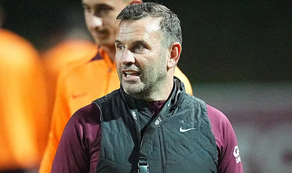Okan Buruk 11'i belirlemeye çalışıyor