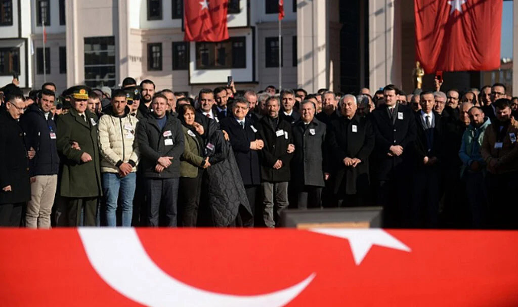 Piyade Sözleşmeli Er Çağatay Erenoğlu'nun cenazesi memleketi Sinop'ta toprağa verildi