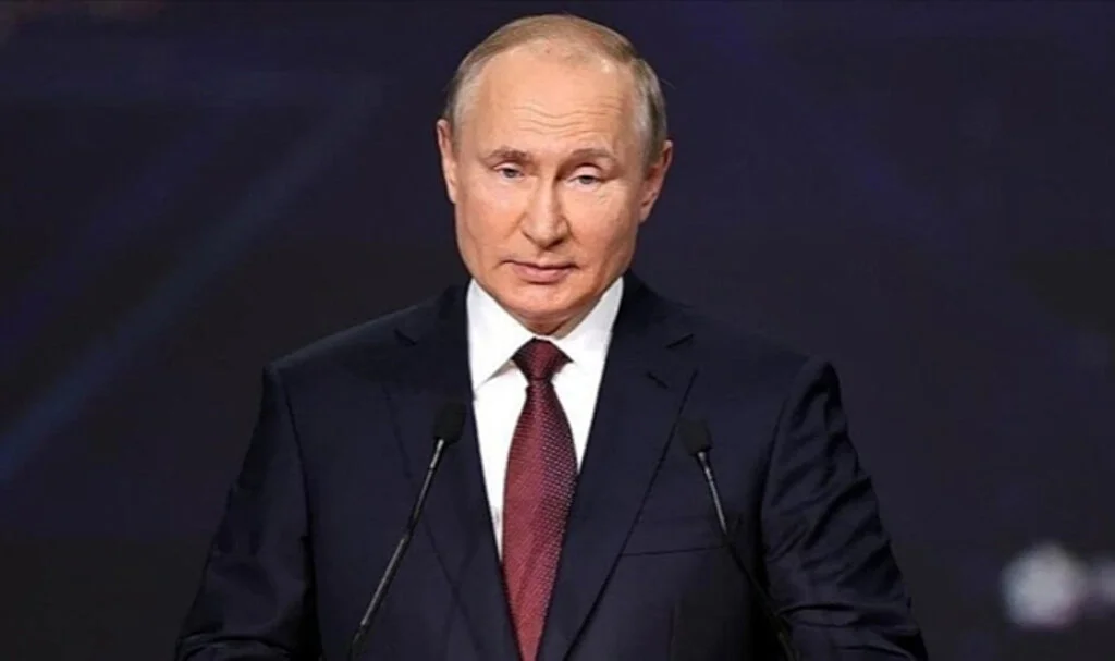 Putin adaylık kararını verdi