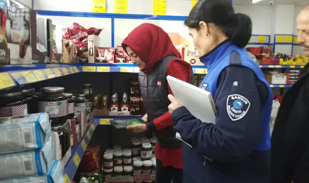 Samsun Canik’te marketlere sıkı denetim
