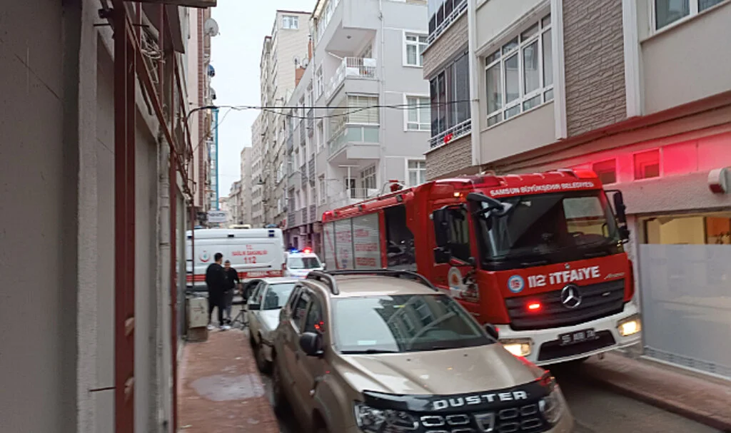Samsun'da 10 gündür ışıkları yanan ev ekipleri teyakkuza geçirdi