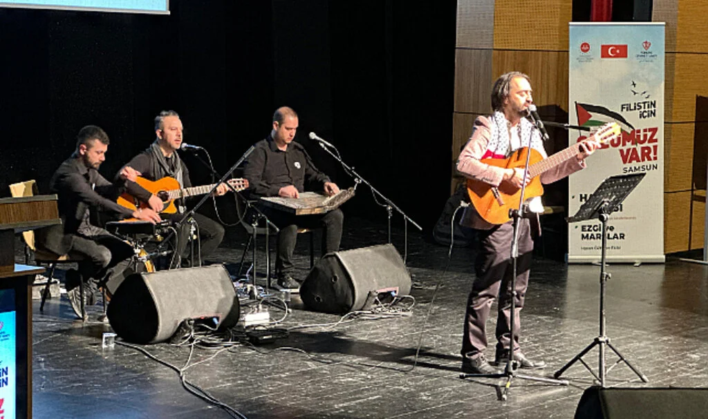 Samsun'da Filistin için hayır çarşısı ve konser