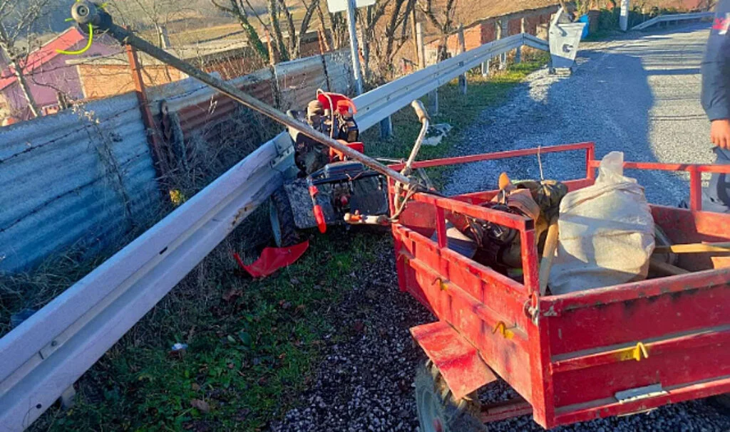 Samsun'da genç kız babasıyla acısını paylaşamadan kaza geçirdi