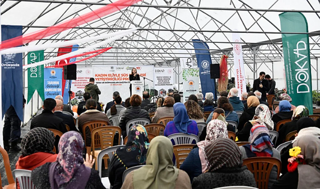 Samsun'da kadın eliyle süs bitkileri yetiştirilecek