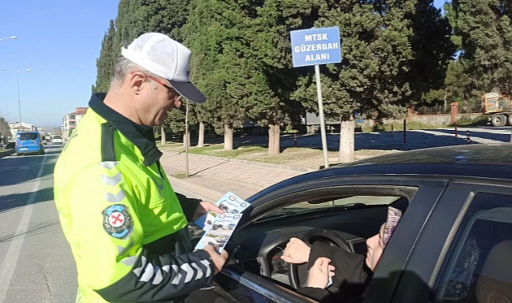 Samsun'da sürücülere ‘Bu Yolda Yalnız Değilsiniz’ bilgilendirmesi
