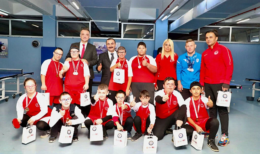 Samsun İlkadım'da özel çocuklara özel kutlama