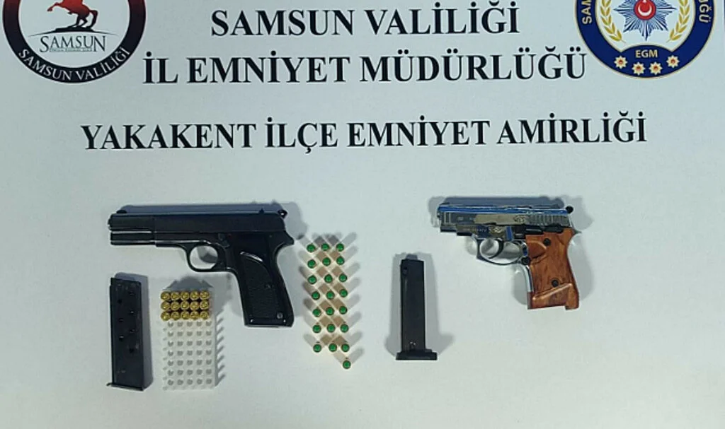 Samsun Yakakent'teki uygulamada silah ele geçirildi