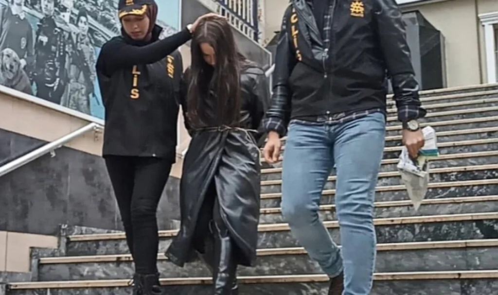 Sosyal medya fenomenine 'müstehcenlik' gözaltısı