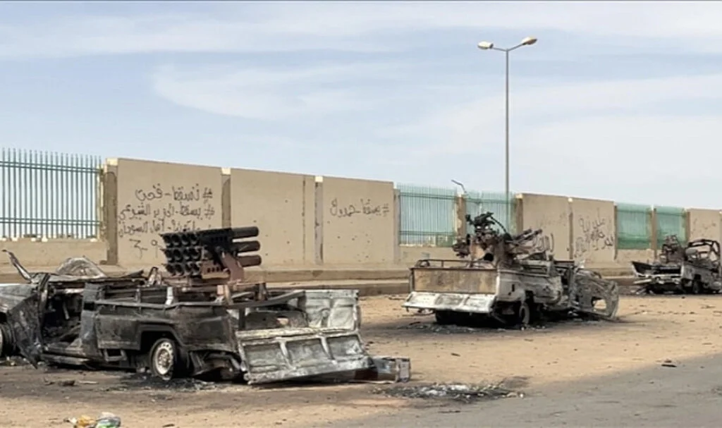 Sudan’da şiddetli çatışmalar: Sokağa çıkma yasağı ilan edildi