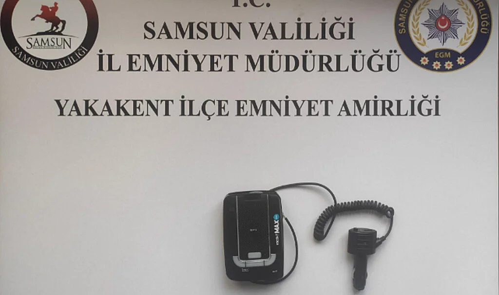 Şüpheli araçta radar tespit cihazı ele geçirildi