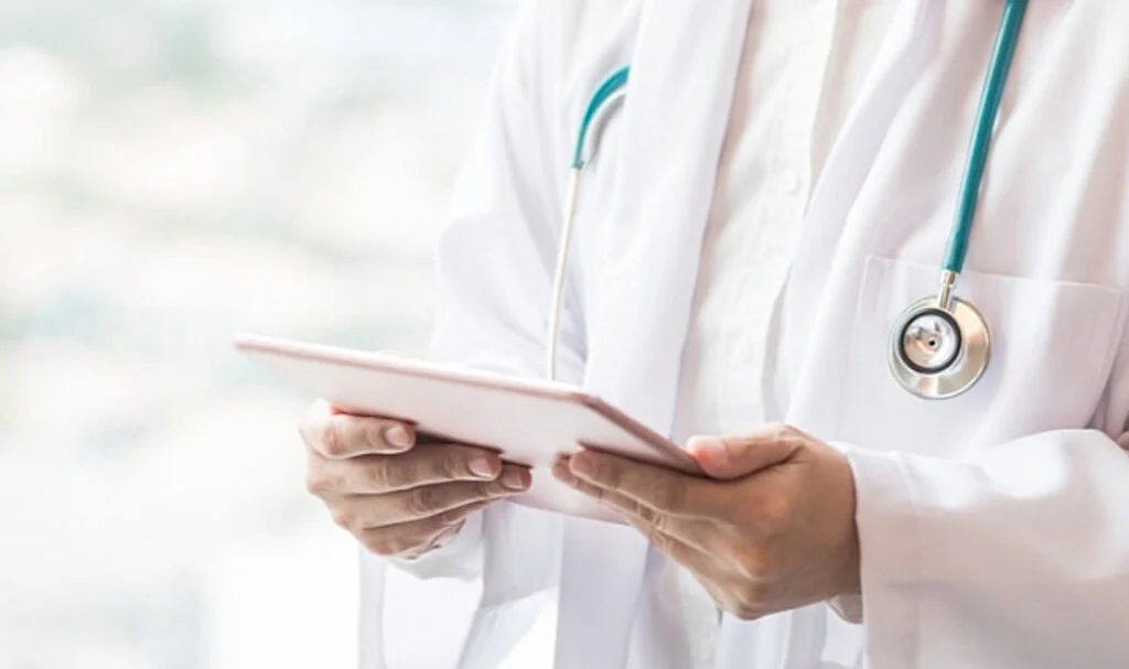 'Suriyeliler sınavsız doktor oluyor'