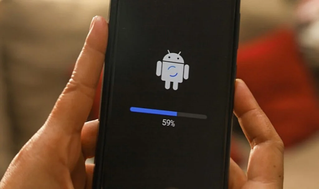 Android kullanıcıları dikkat: Hackerlar zararlı yazılımla banka hesaplarını boşaltıyor