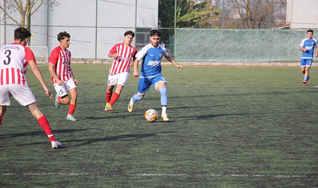 Atakum Belediyespor U18 farklı galip