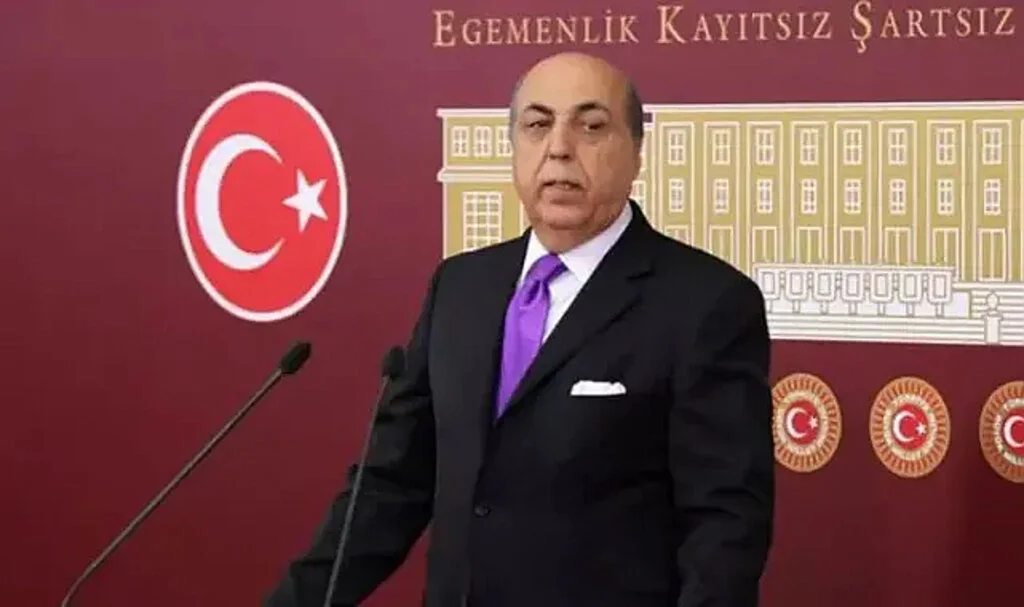 Aydın Ayaydın AK Parti Muğla Büyükşehir Belediye Başkanı adayı oldu! Eski CHP'li Aydın Ayaydın kimdir? Aslen nerelidir? Kızıyla ilgili o ayrıntı da dikkat çekti