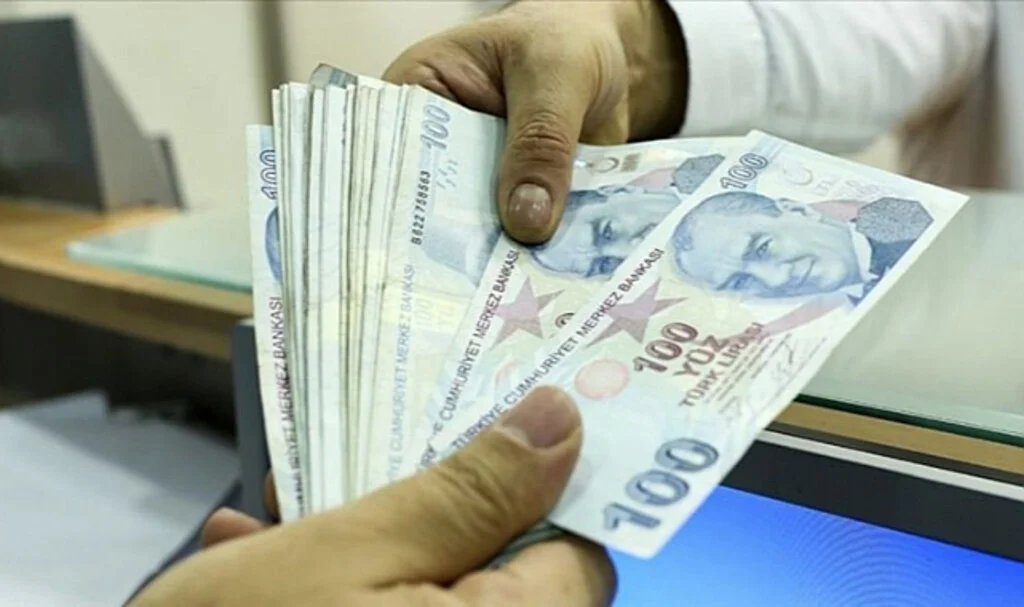 AYM'den ikramiye kararı! O şart iptal edildi