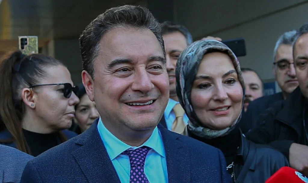 Babacan muhalefeti hedef aldı: Aynı masada oturduk, içlerini anladık