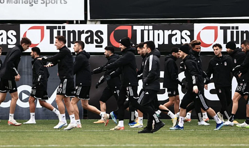 Beşiktaş'ın Rize kafilesi açıklandı