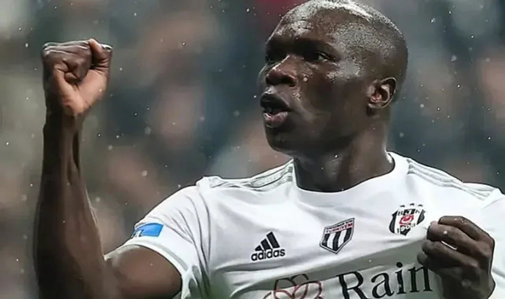 Beşiktaş'ta Aboubakar gelişmesi yaşandı! Siyah-beyazlı yönetim yıldız oyuncuyu affetti