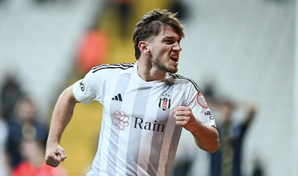 Beşiktaş'ta yeni bir yıldız doğuyor: Semih Kılıçsoy
