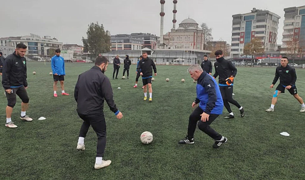 Çarşambaspor’da transferde hareketli saatler 