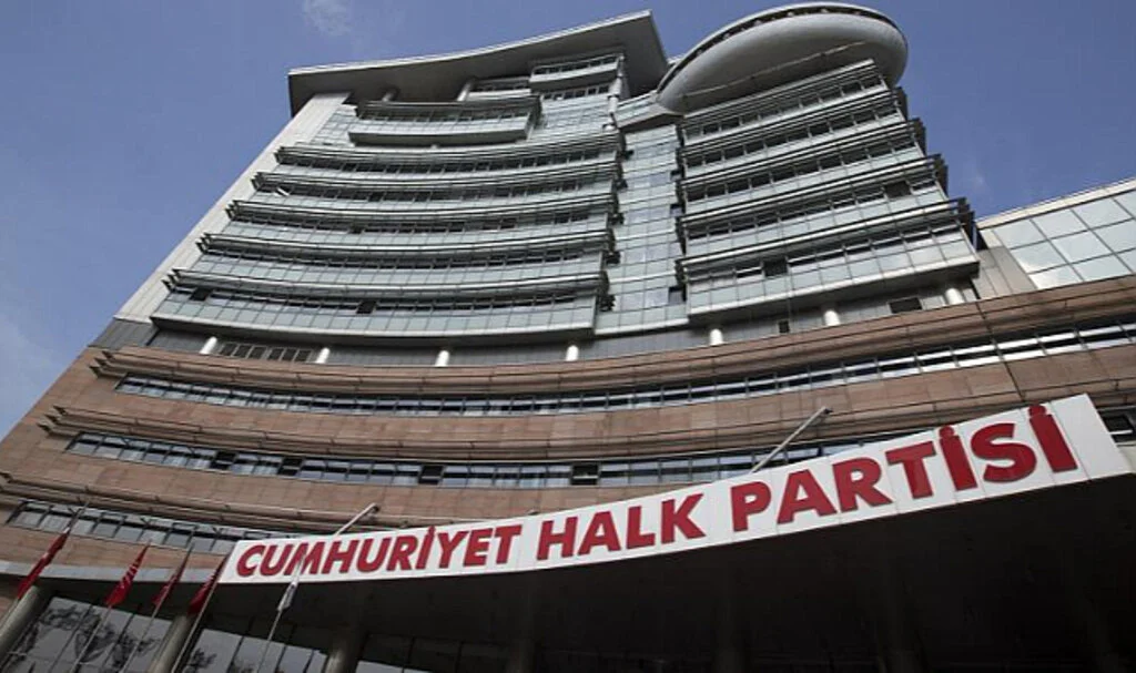 CHP 242 seçim bölgesinde adaylarını belirledi