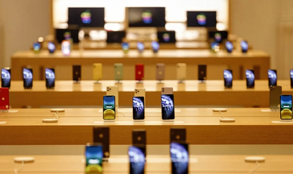 Çin'deki iPhone satışları 2024'ün ilk haftasında yüzde 30 düştü