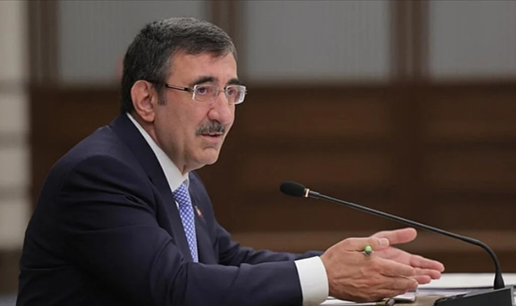 Cumhurbaşkanı Yardımcısı Yılmaz: Emekli aylıklarını dengeye taşıyacağız