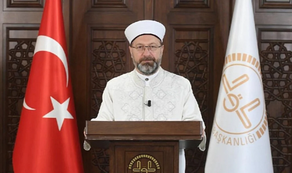 Diyanet'e göre kadın, eşi izin verirse çalışır