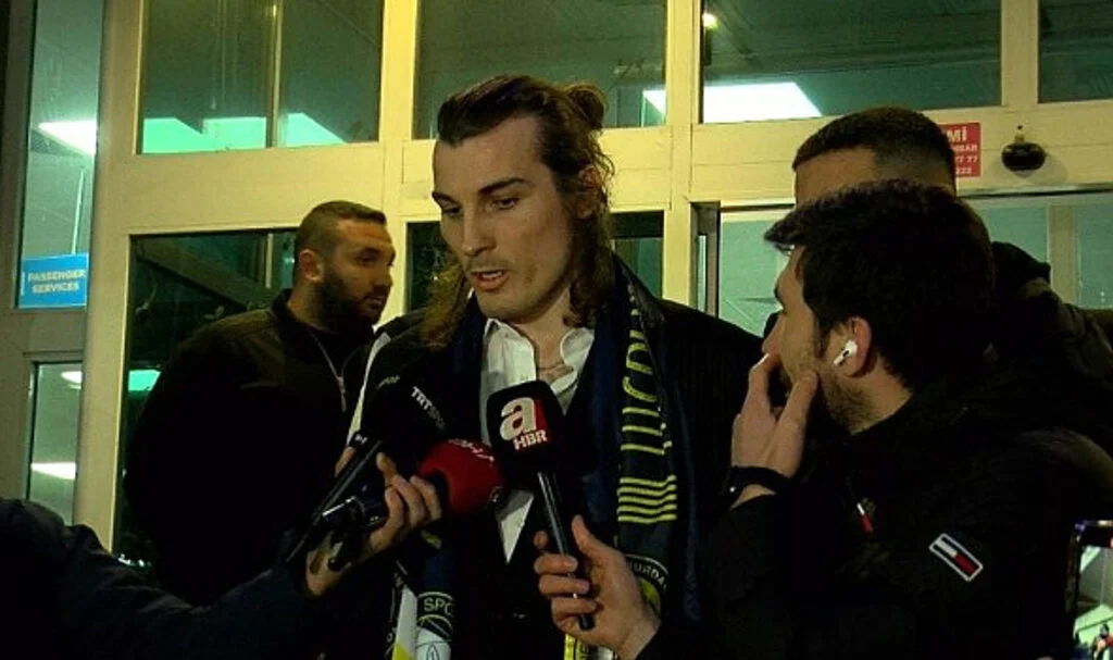 Fenerbahçe'nin yeni transferi Çağlar Söyüncü İstanbul'da