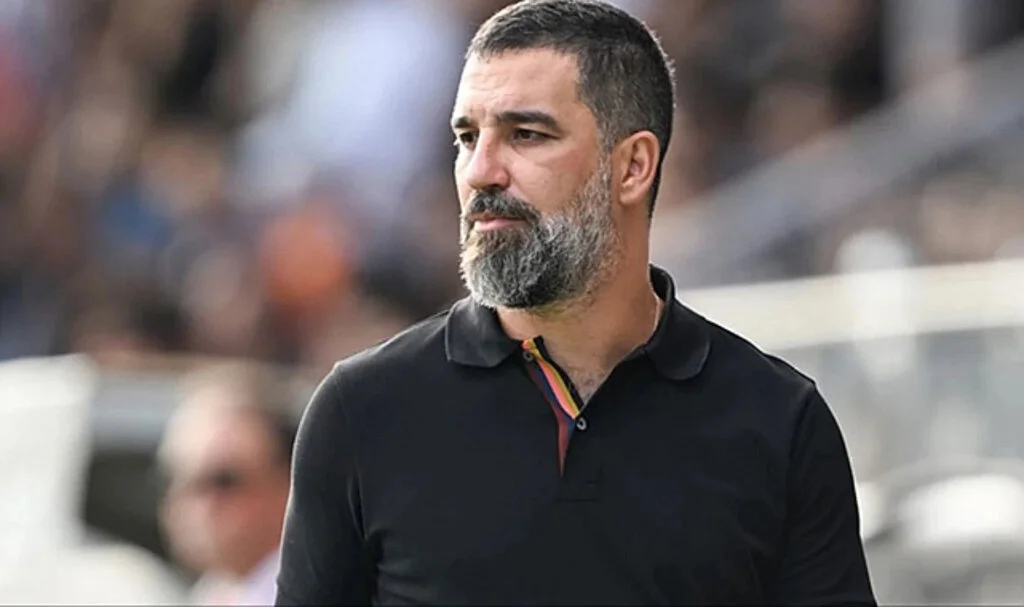 Fenerbahçe ve Galatasaray'da oynayan futbolcu Arda'nın öğrencisi oldu